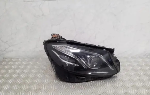 Mercedes-Benz E W213 Headlight/headlamp A2139069608