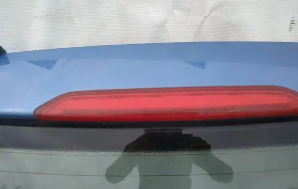 Volkswagen Polo IV 9N3 Third/center stoplight