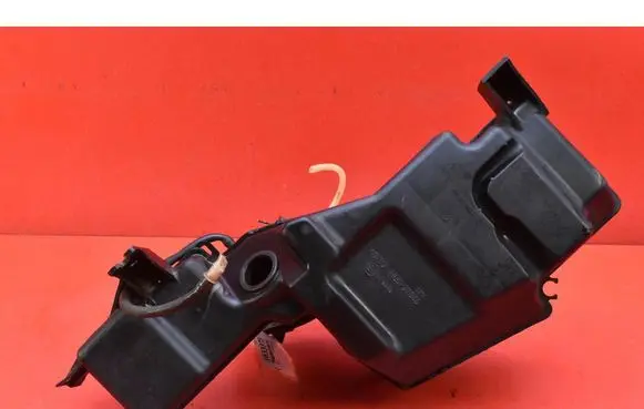 Mitsubishi Pajero Windshield washer fluid reservoir/tank 860142-103