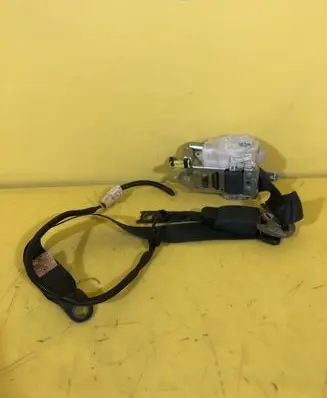 Toyota RAV 4 (XA30) Seat belt trim RZ4R1P3K3