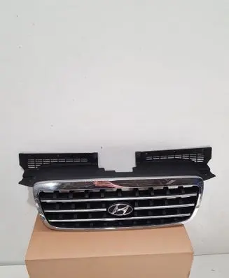 Hyundai Trajet Front grill 863523A010