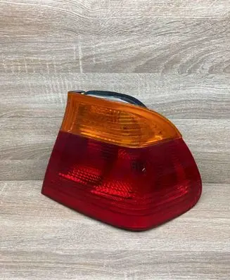 BMW 3 E46 Rear/tail lights 8364922