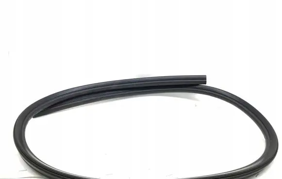 BMW X3 E83 Engine compartment rubber 