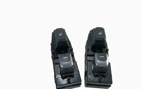 Nissan Qashqai Quarter vent window switch 