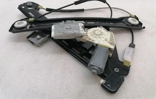 McLaren 765LT Spider Front door window regulator motor 14AA379CP