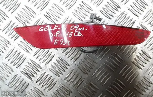 Rear tail light reflector