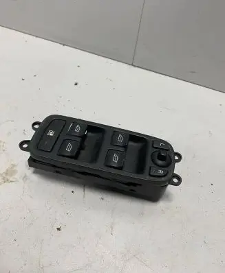 Volvo V50 Electric window control switch 30710787