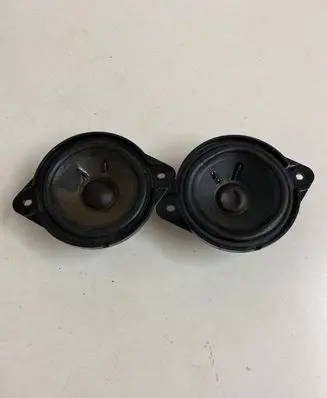 Audi S5 Front door speaker 8T0035416