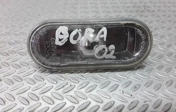 Volkswagen PASSAT B5.5 Front fender indicator light