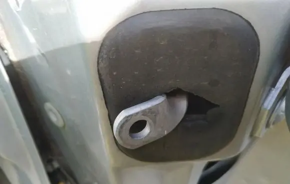 Renault Laguna I Front door check strap stopper 