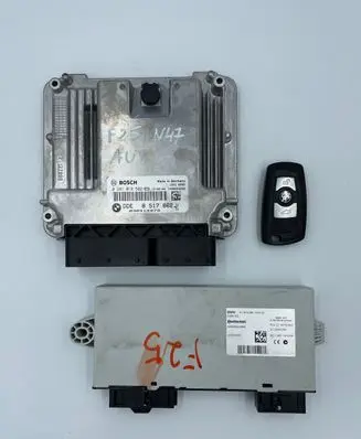 BMW X3 F25 Engine control unit/module 8517862 0281018502