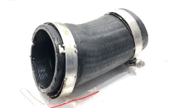 Intercooler hose/pipe