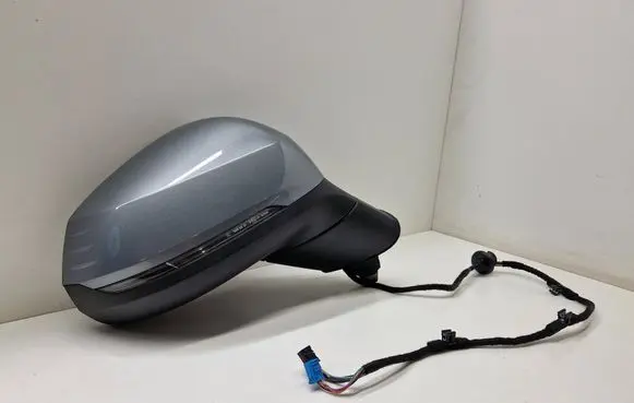 Front door electric wing mirror