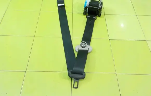 Mazda 6 Front seatbelt TKAH2EH947 BEZPIECZENSTWA