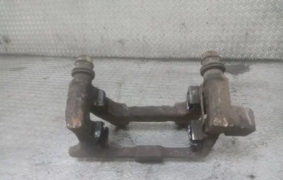 Audi A6 S6 C6 4F Brake caliper pad carrier rear 