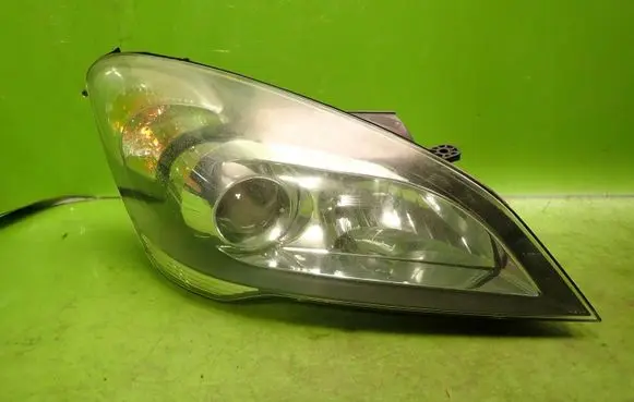 KIA Ceed Headlight/headlamp 921021H
