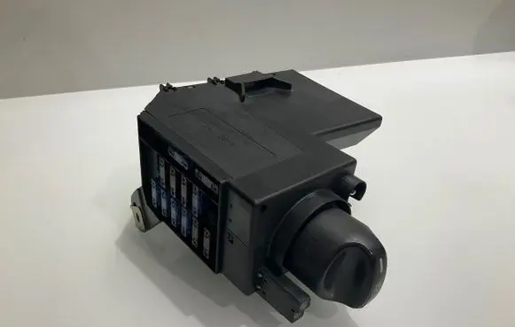 Mercedes-Benz E W210 Light switch 2105450104 A2105450104