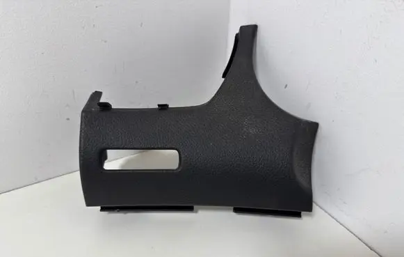 Dashboard lower bottom trim panel