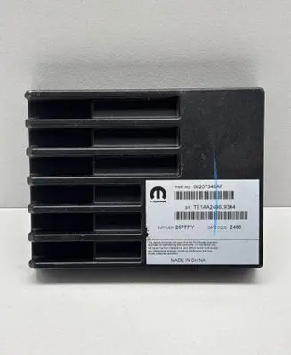Chrysler Pacifica Sound amplifier 68207345AF 26777Y TE1AA2486L9344