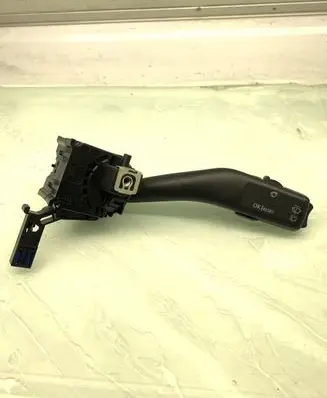 Skoda Octavia Mk2 (1Z) Wiper control stalk 1K0953519A