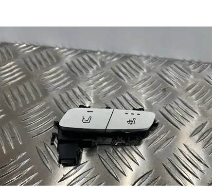 Mercedes-Benz E W213 Seat heating switch A2139051604