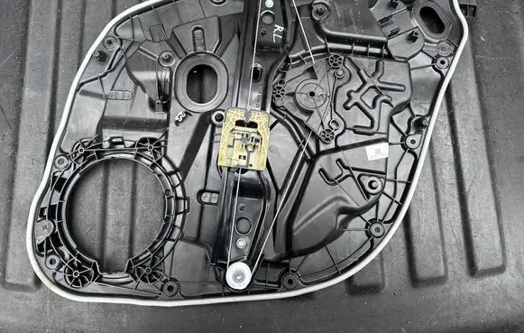 Volvo V60 Rear window lifting mechanism without motor 32353354