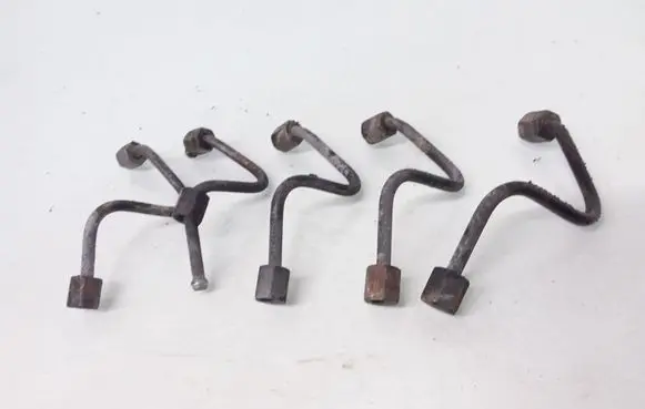 Mercedes-Benz E W210 Fuel injector supply line/pipe 