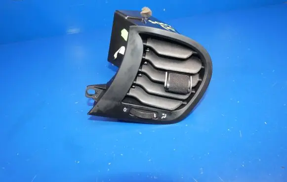 Fiat 500X Dashboard side air vent grill/cover trim 