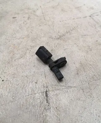 Volkswagen Tiguan ABS rear brake sensor 10071152733 WHT003861