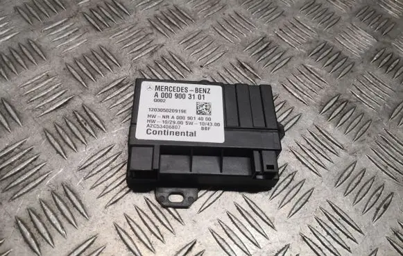 Mercedes-Benz SLK R172 Fuel injection pump control unit/module 0009003101 A0009003101