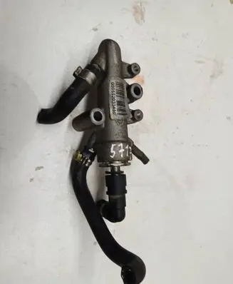 Opel Astra H Fuel distributor 000552033450