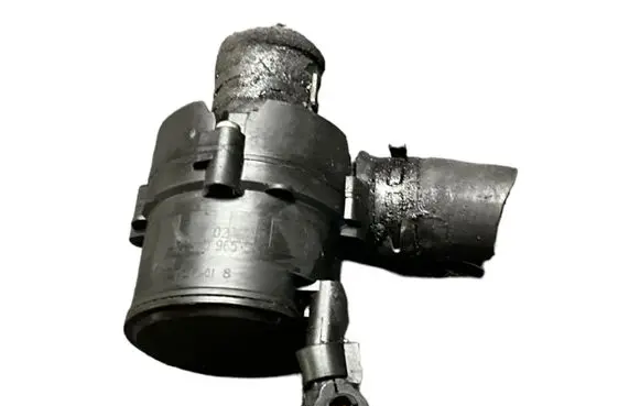 Volkswagen Golf VII Electric auxiliary coolant/water pump 5C0965561