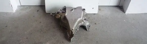 Volkswagen Golf VII Engine mounting bracket 04E199275AJ
