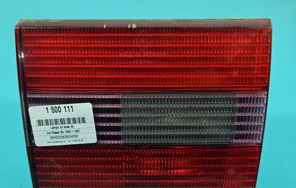 Volkswagen PASSAT B4 Rear/tail lights 3A9945107B IMPRK1500111