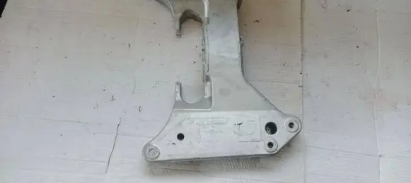 BMW 3 G20 G21 Gearbox mounting bracket 9485331