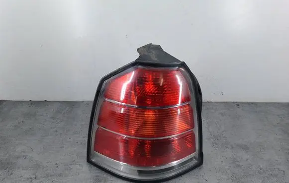 Opel Zafira B Rear/tail lights 24451841
