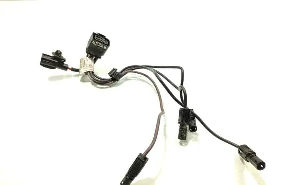 Toyota Avensis T270 Glow plug wires 732000305 3465641