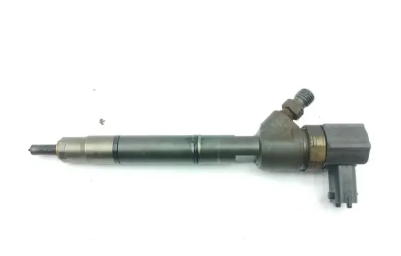 Hyundai i40 Fuel injector 338002A800 2041905242305