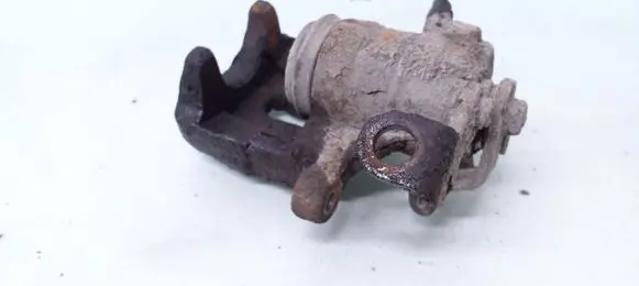 Volkswagen Golf III Rear brake caliper