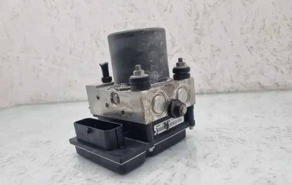 Audi A4 S4 B7 8E 8H ABS Pump 8E0614517BF 8E0910517H