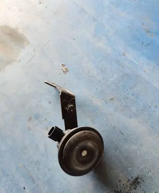 Hyundai ix35 Horn signal 966302s000