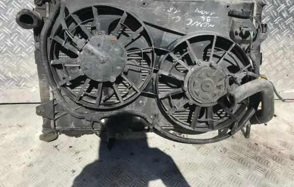 Coolant radiator