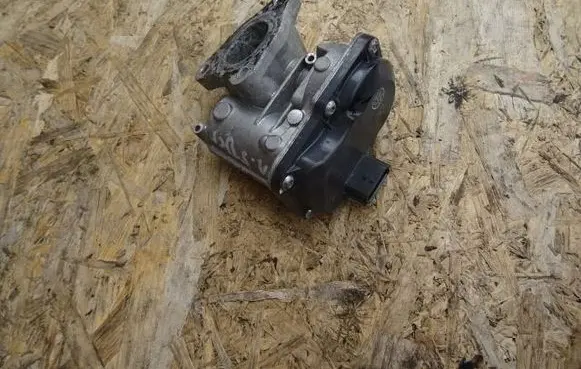 Renault Megane III EGR valve 8201143495