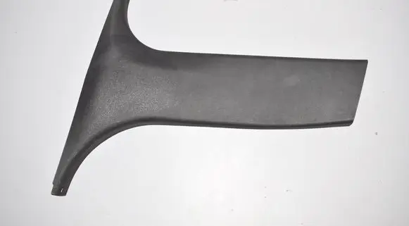 (B) pillar trim (bottom)