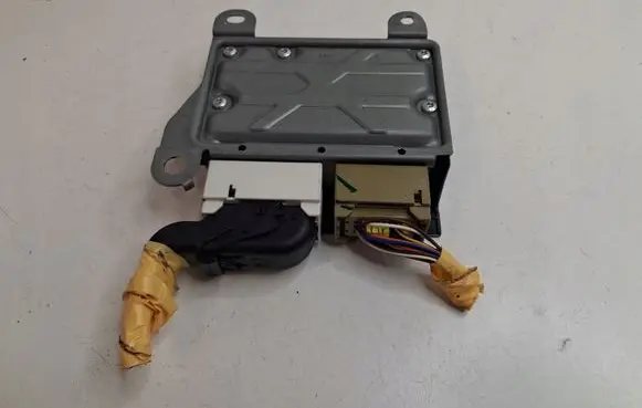 Hyundai Bayon Bonnet Pedestrian Airbag Actuator 95910Q0100