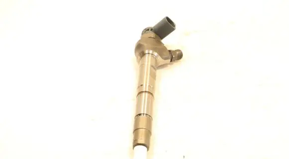 Skoda Octavia Mk3 (5E) Fuel injector 0445110469