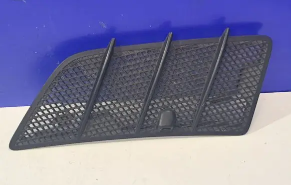 Mercedes-Benz ML W164 Front bumper upper radiator grill 1648804305