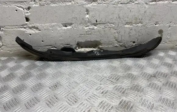 Fender mounting bracket