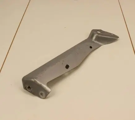 Nissan X-Trail T32 Fender mounting bracket