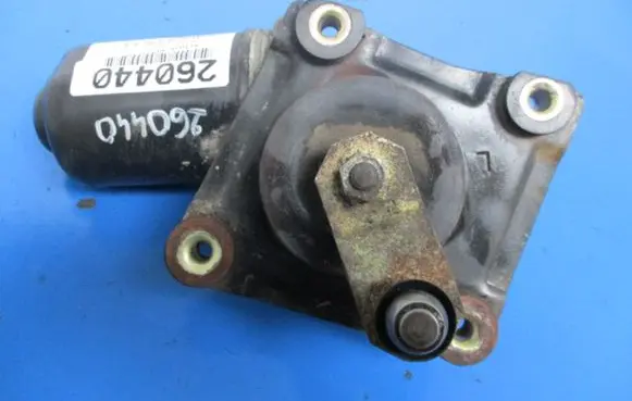 Nissan Micra Front wiper linkage and motor